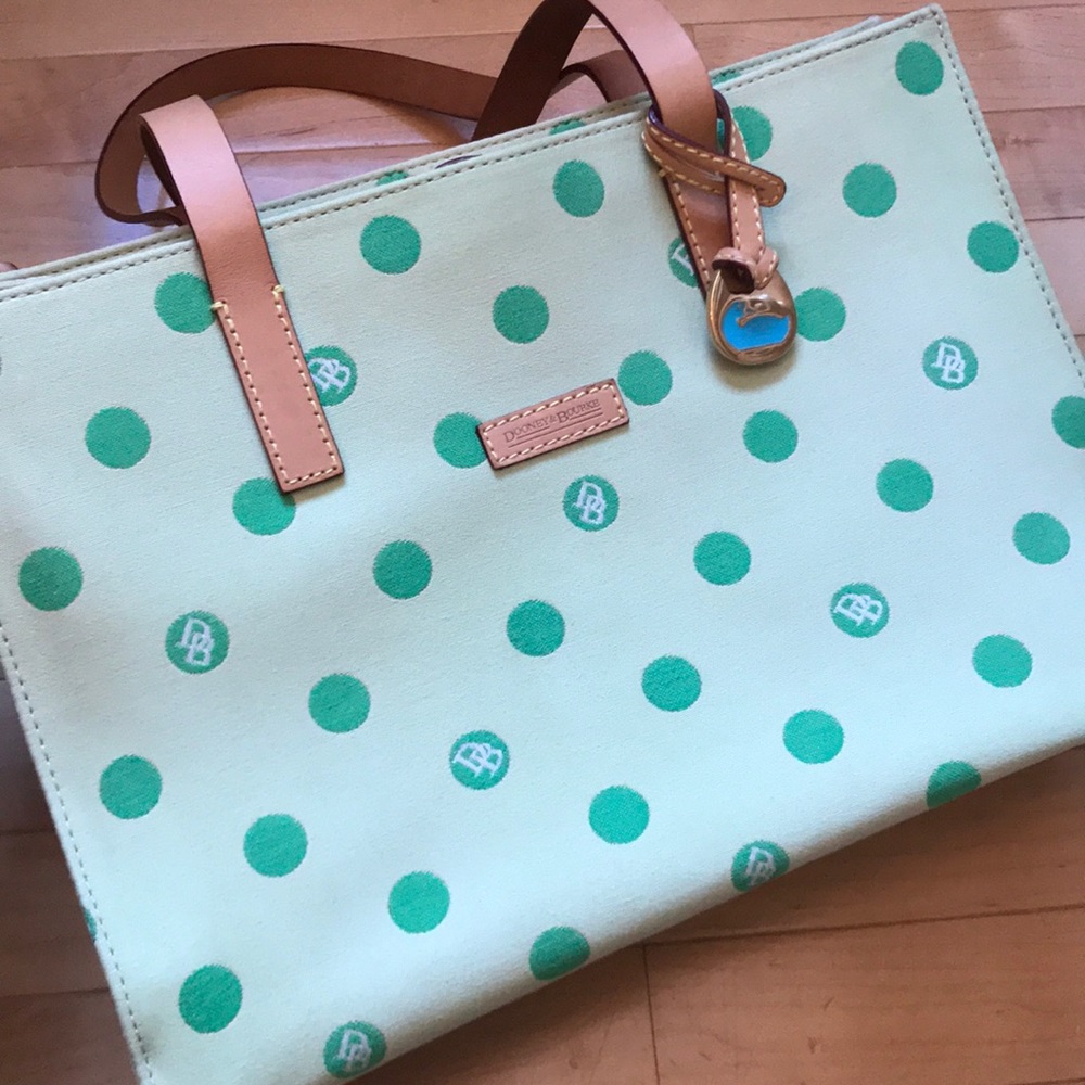 Beautiful DOONEY & BOURKE polka dot tote bag